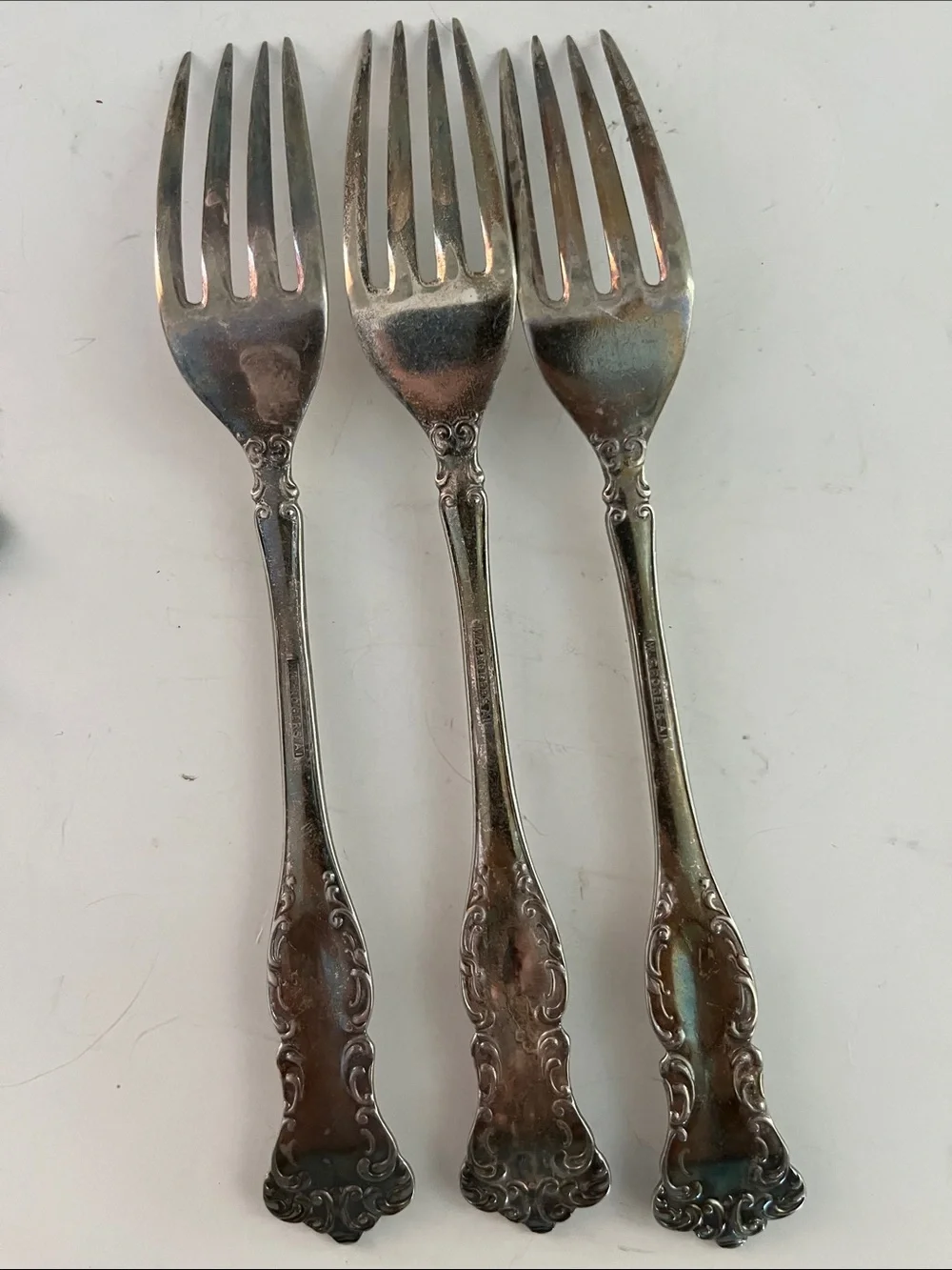 Rogers Oxford Silverplate Dinner Forks & Butter Spreaders